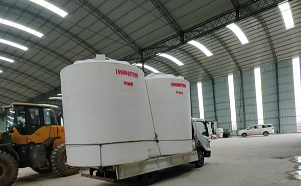 特加厚兰州塑料大桶装车运输交付实录